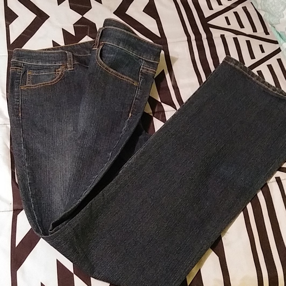 Jeans - Picture 2 of 4